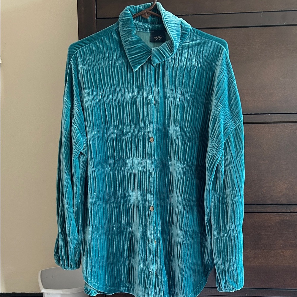 Teal Crushed Velvet Button-Up Shirt - Day Life Brand